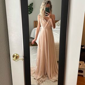 ⭐️Maxi dress from Lulus - worn once⭐️